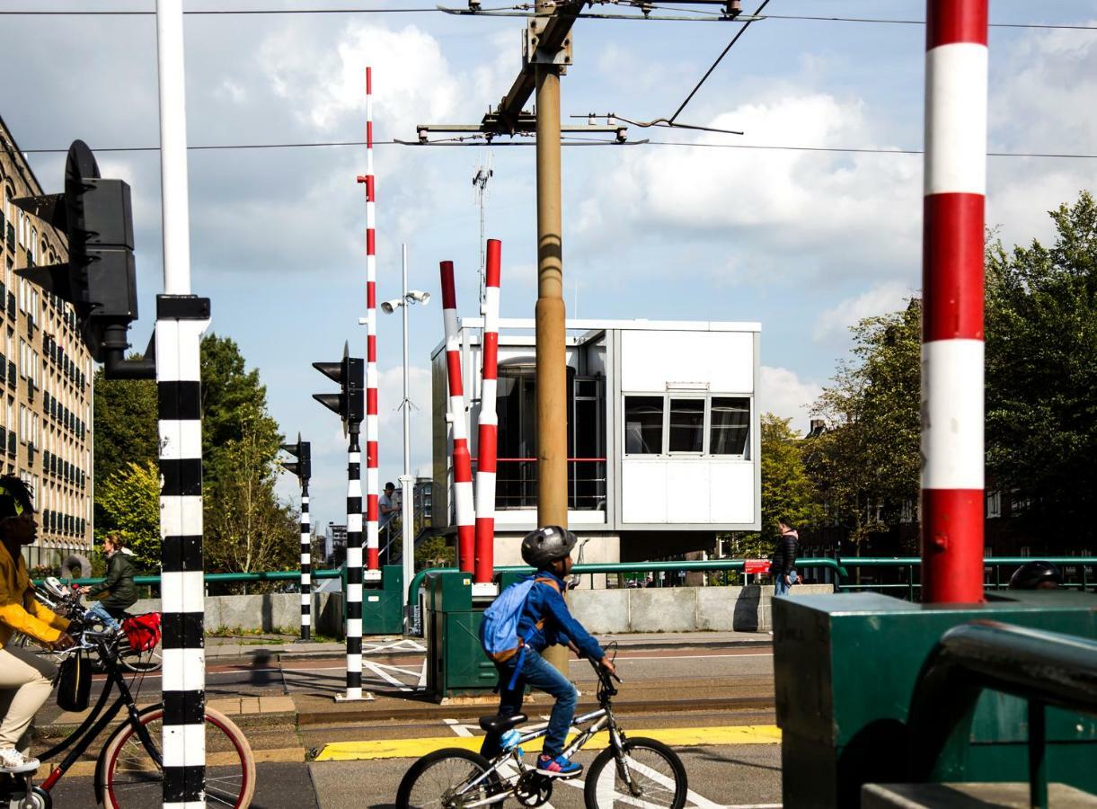 Sweets - Wiegbrug アムステルダム エクステリア 写真